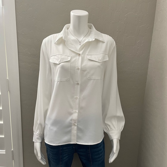 #4 White Button Flap Pocket Blouse w/Gathered Sleeves - Picture 2 of 7